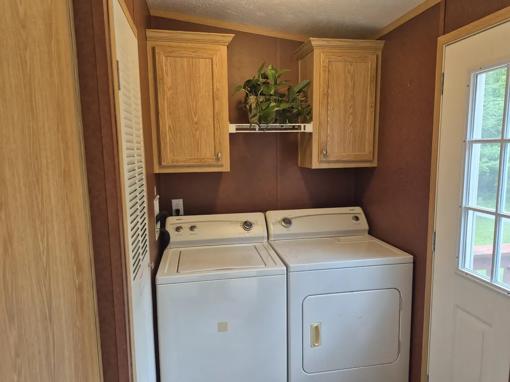 1142 West Road Belgrade ME 04917