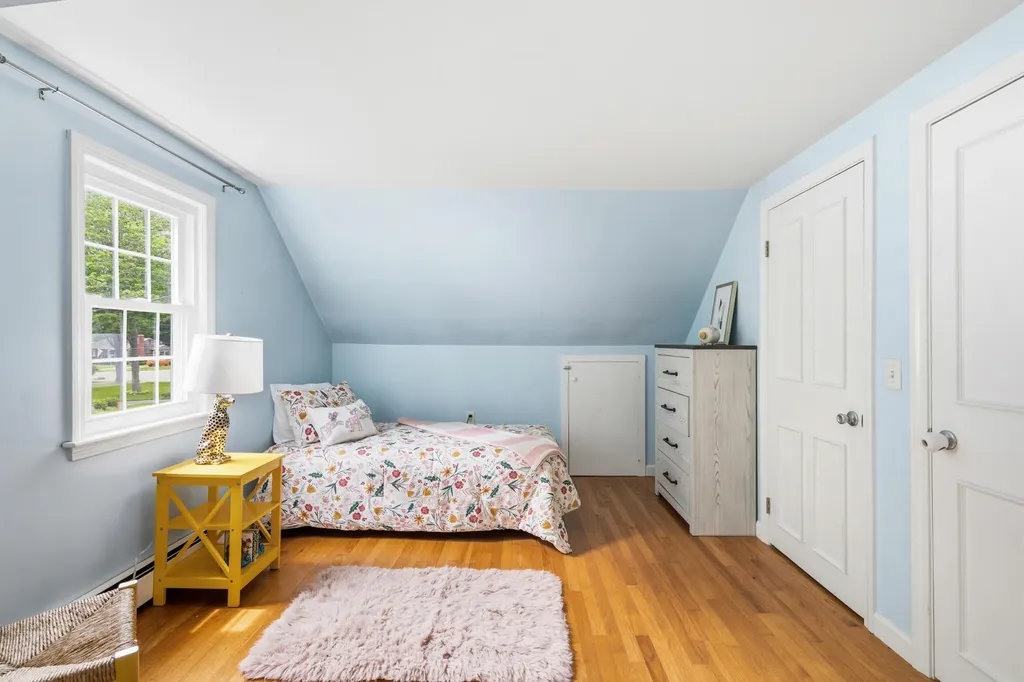 147 Pinecrest Road Portland ME 04102