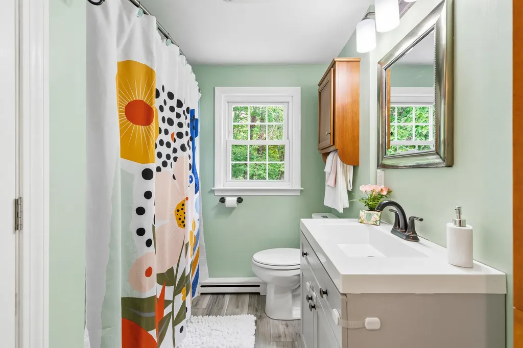 147 Pinecrest Road Portland ME 04102