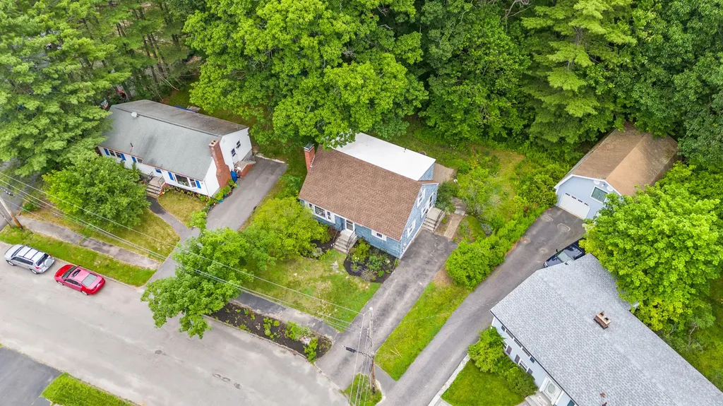 147 Pinecrest Road Portland ME 04102