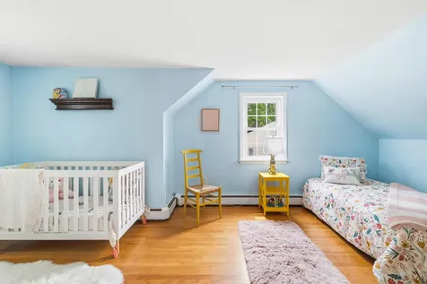147 Pinecrest Road Portland ME 04102