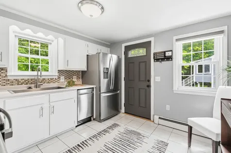 147 Pinecrest Road Portland ME 04102