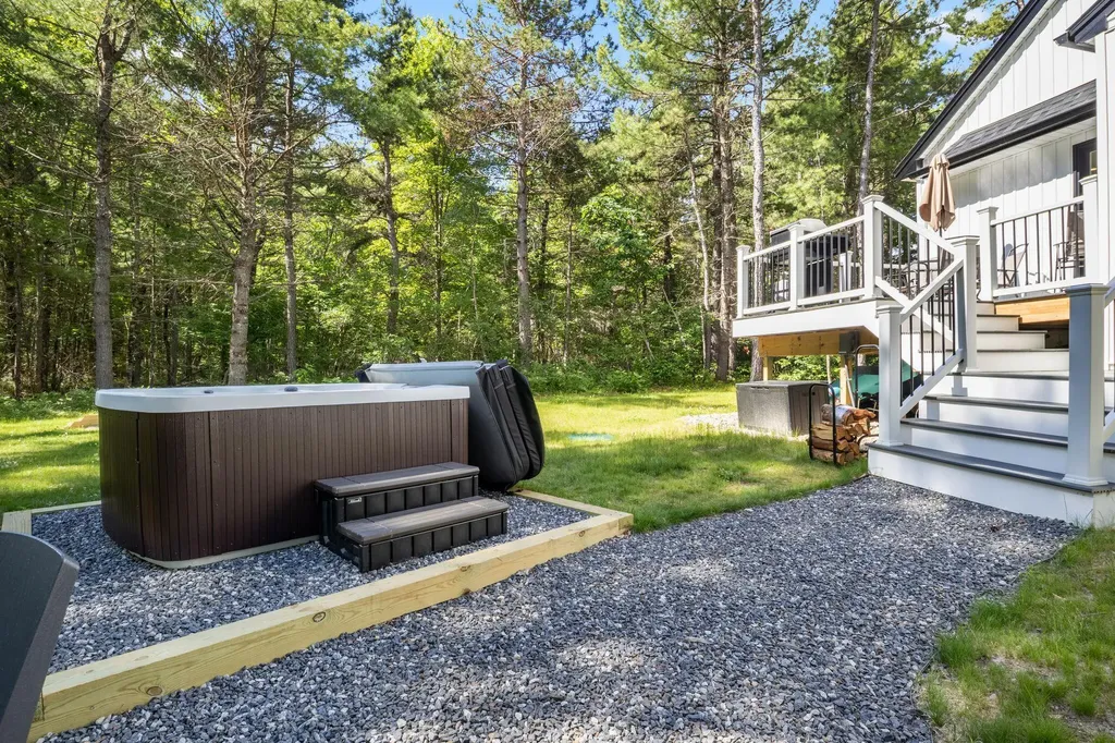 69 Bernier Lane Waterboro ME 04087