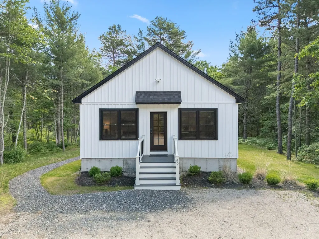 69 Bernier Lane Waterboro ME 04087