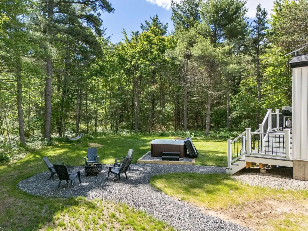 69 Bernier Lane Waterboro ME 04087
