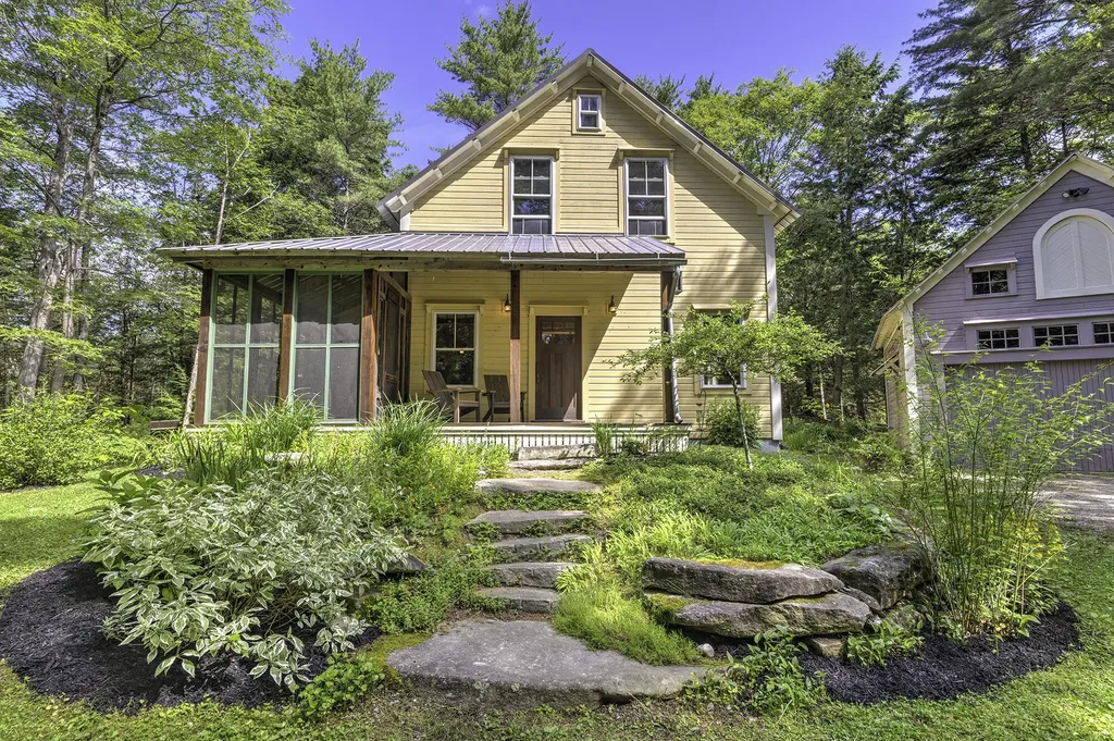 109 Pleasant Hill Road Freeport ME 04032