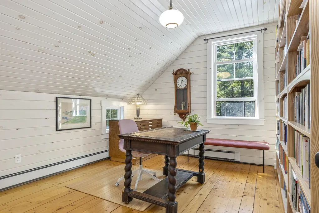 109 Pleasant Hill Road Freeport ME 04032