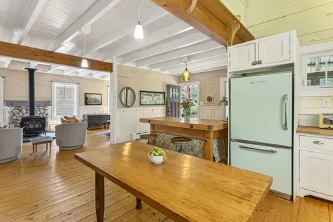 109 Pleasant Hill Road Freeport ME 04032