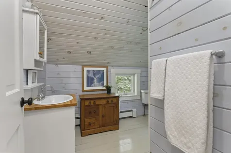 109 Pleasant Hill Road Freeport ME 04032