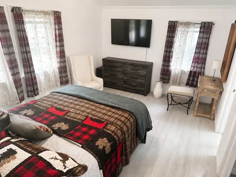 25 1/2 Elm Street East Millinocket ME 04430