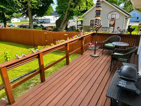 25 1/2 Elm Street East Millinocket ME 04430