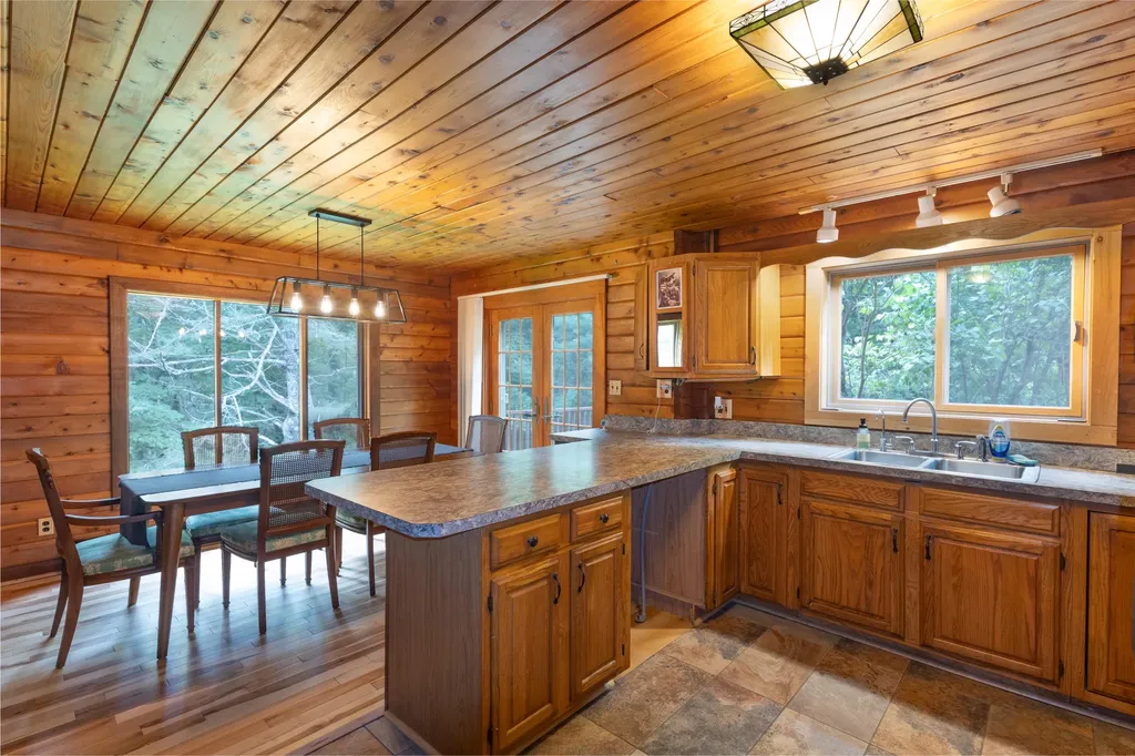 62 Crosby Road Windsor ME 04363
