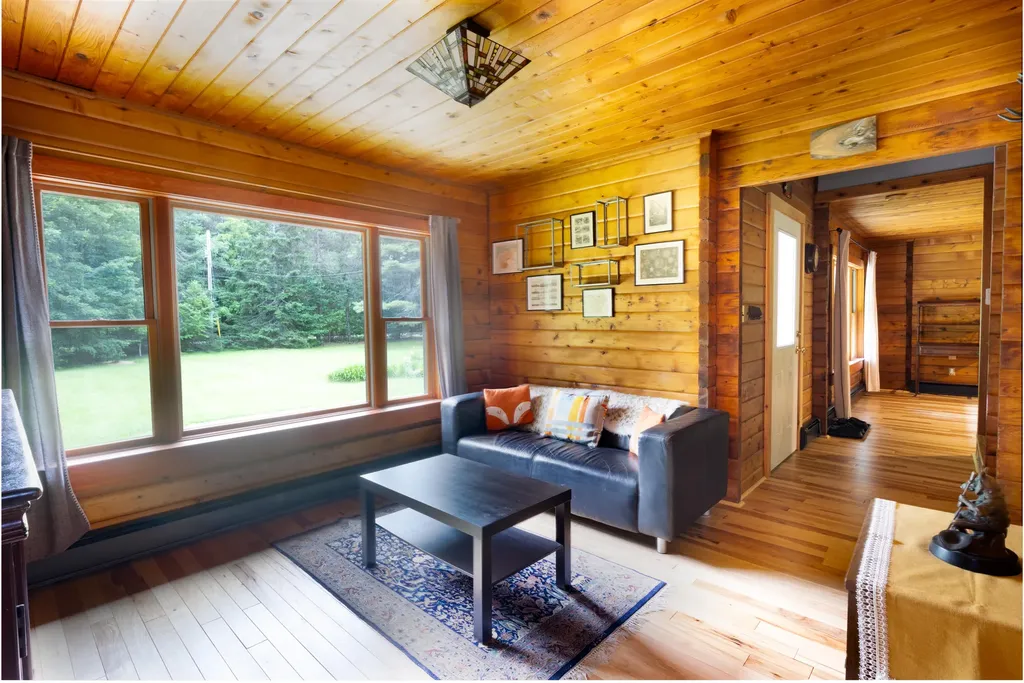 62 Crosby Road Windsor ME 04363