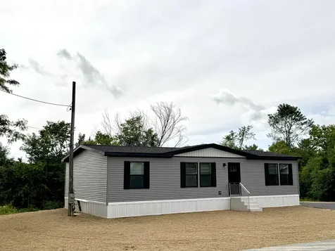 822 Main Street Vassalboro ME 04989