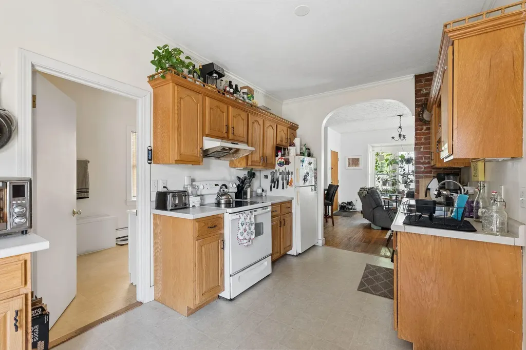 224 Valley Street Portland ME 04102