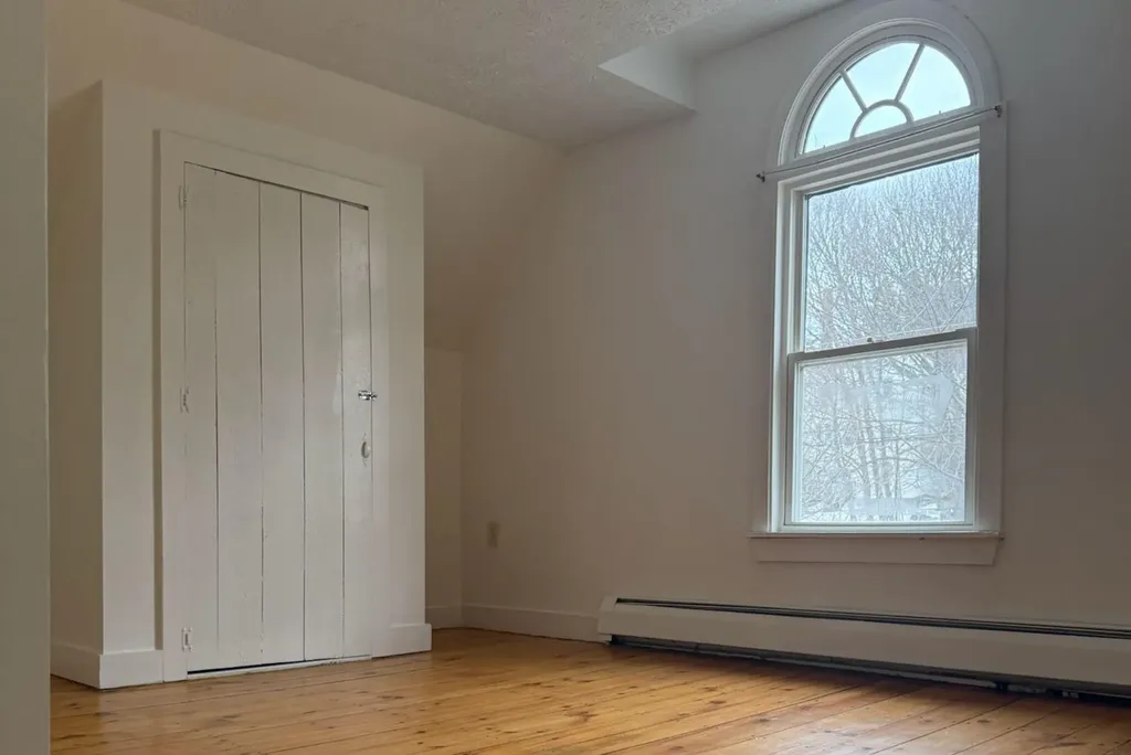 224 Valley Street Portland ME 04102