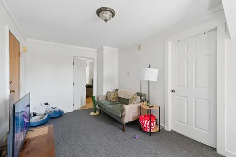 224 Valley Street Portland ME 04102