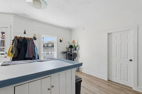 224 Valley Street Portland ME 04102