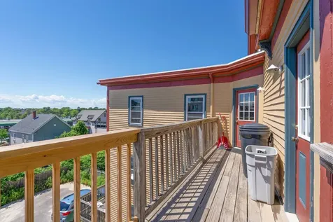 224 Valley Street Portland ME 04102