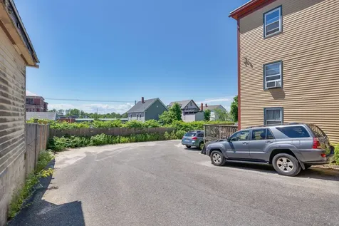 224 Valley Street Portland ME 04102