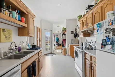 224 Valley Street Portland ME 04102