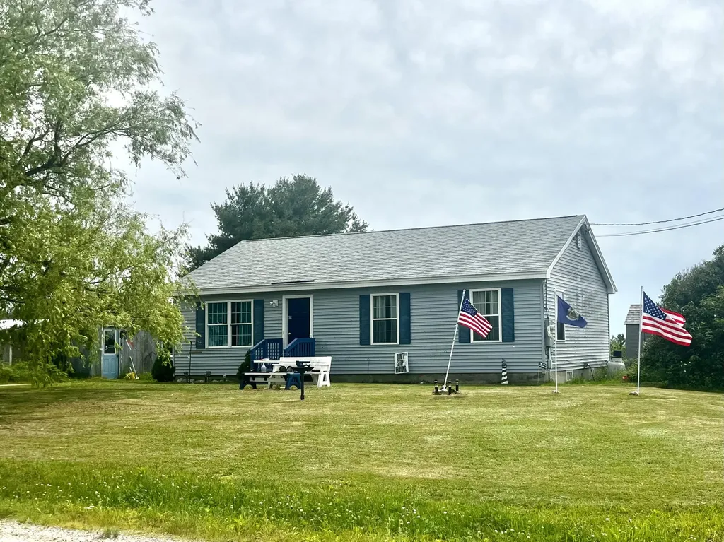 1312 Macomber Mill Road Eastbrook ME 04634