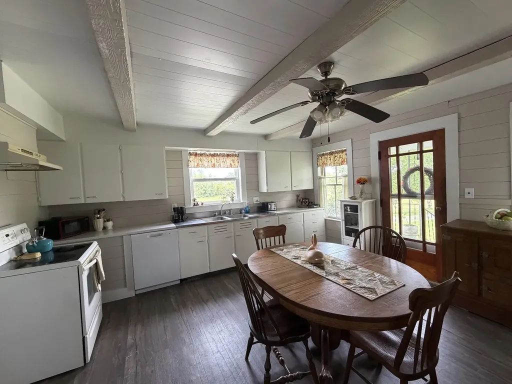571 Smyrna Street Houlton ME 04730
