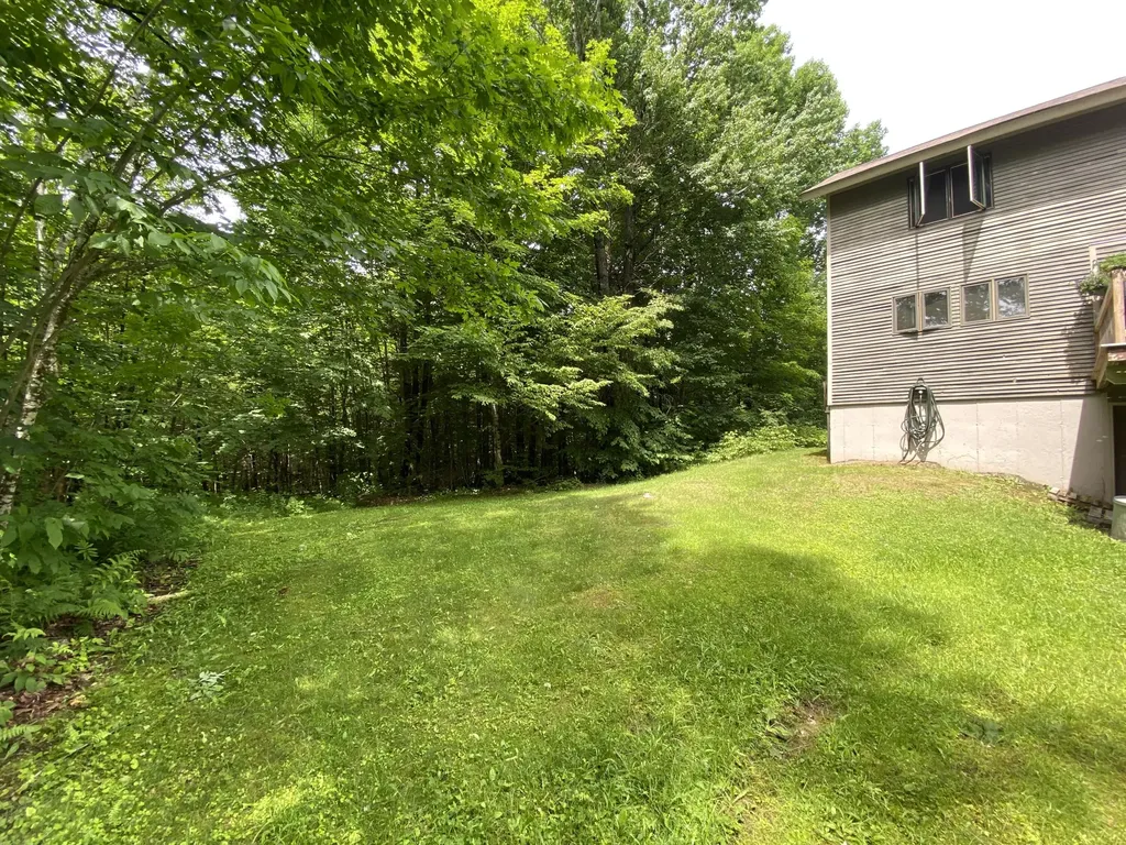 1096 Smithfield Road Belgrade ME 04917