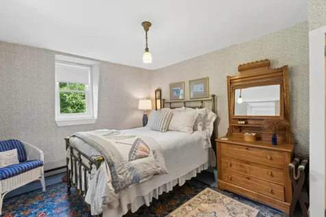 28 Beach Avenue Long Island ME 04050