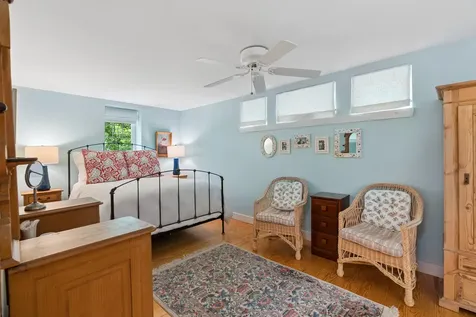 28 Beach Avenue Long Island ME 04050