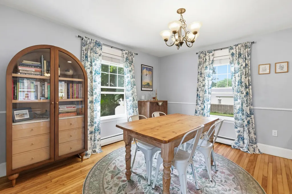 13 Hicks Street Portland ME 04103