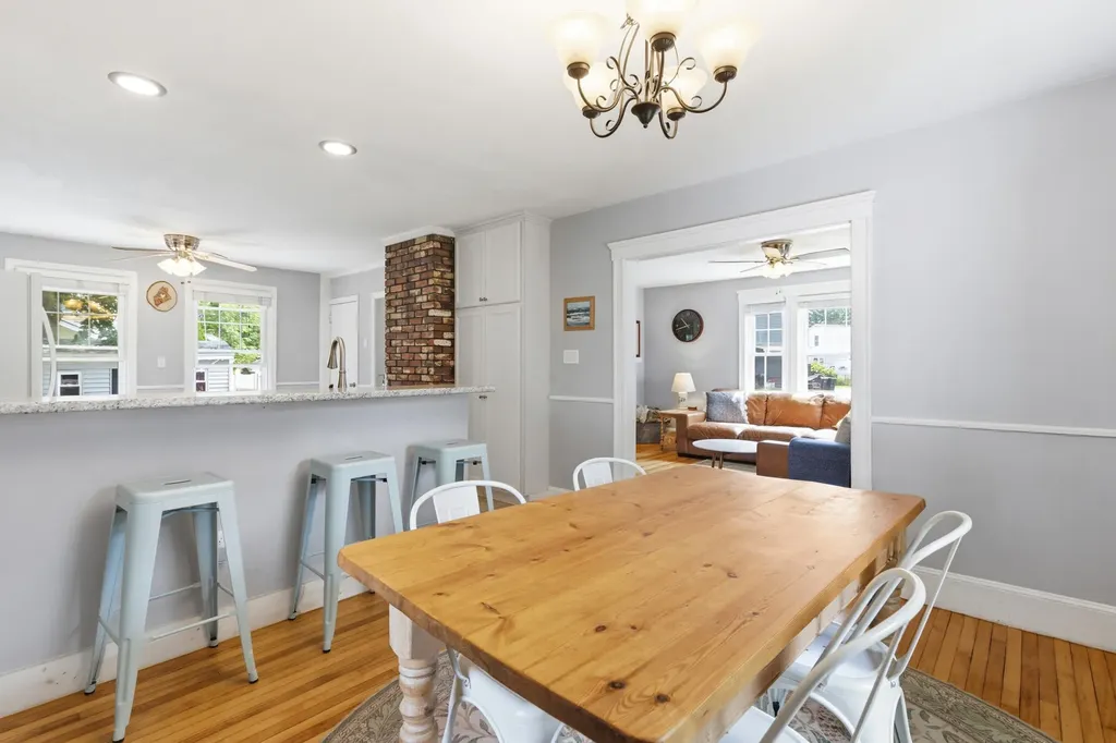 13 Hicks Street Portland ME 04103