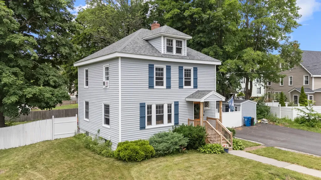 13 Hicks Street Portland ME 04103