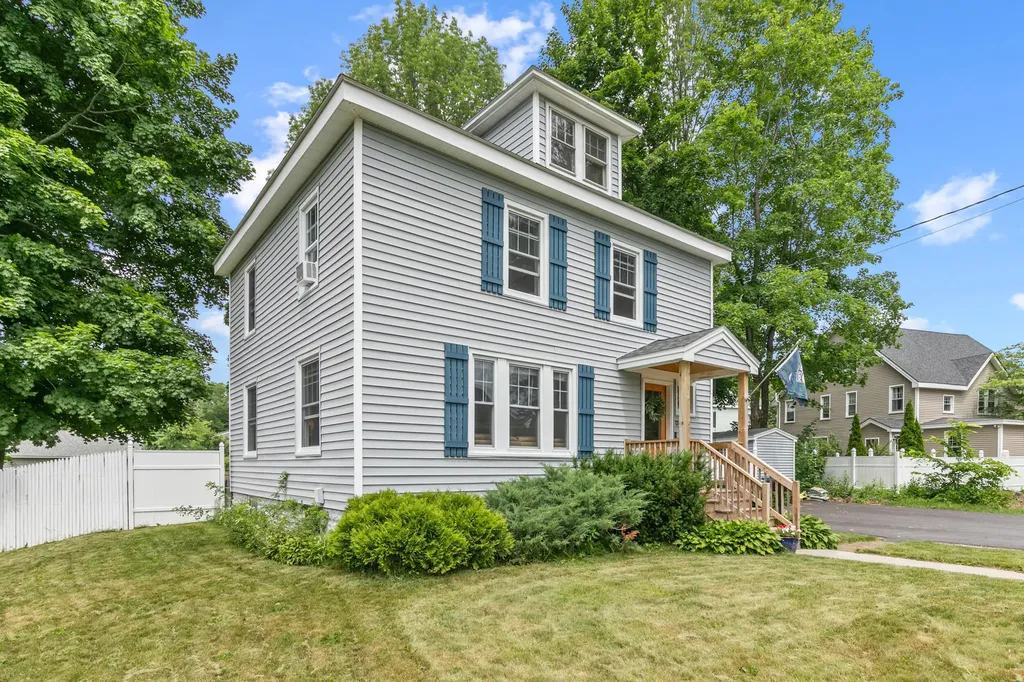 13 Hicks Street Portland ME 04103