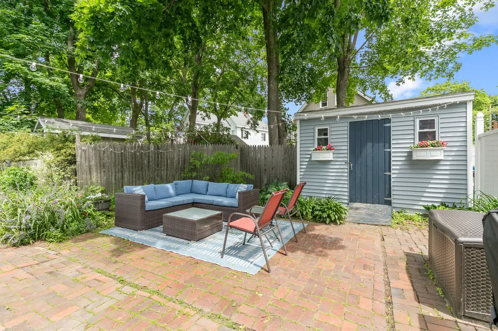 13 Hicks Street Portland ME 04103