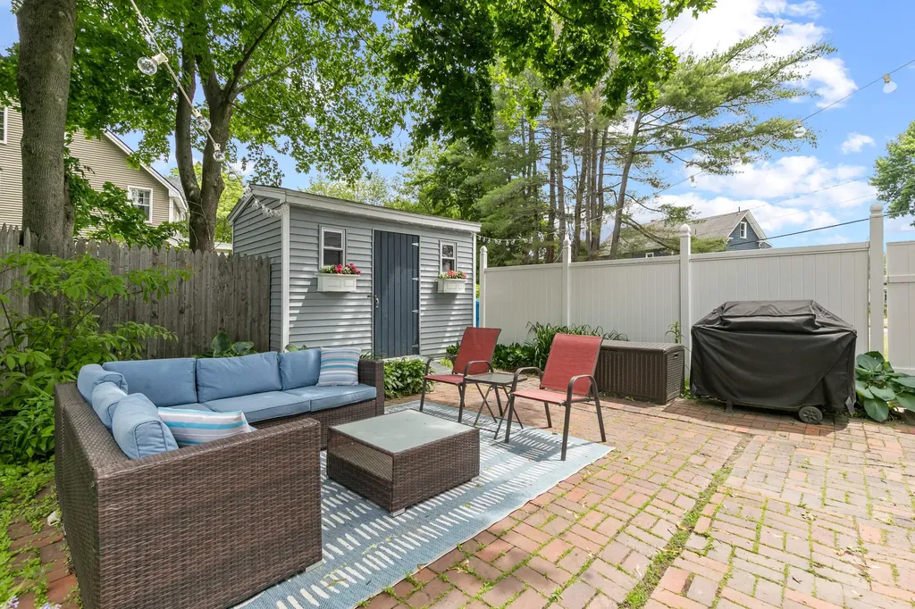 13 Hicks Street Portland ME 04103