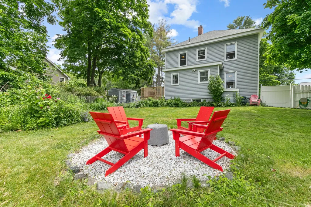 13 Hicks Street Portland ME 04103