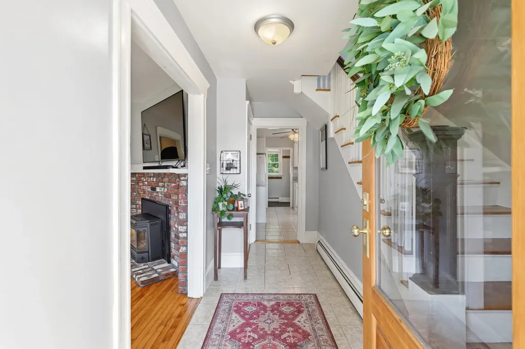 13 Hicks Street Portland ME 04103