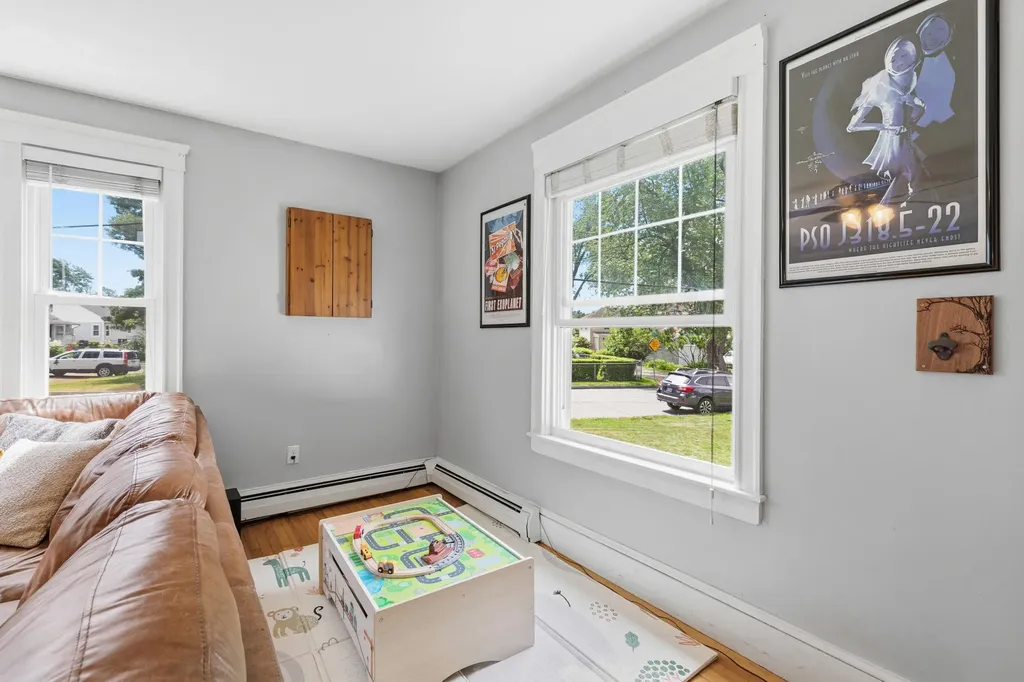 13 Hicks Street Portland ME 04103