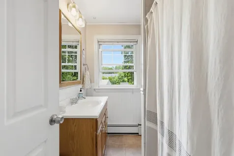 13 Hicks Street Portland ME 04103