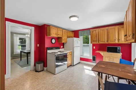 21 Beach Avenue Long Island ME 04050