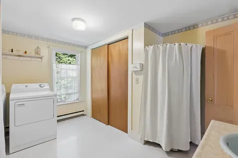 21 Beach Avenue Long Island ME 04050
