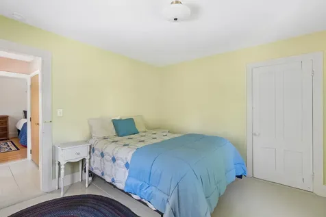 21 Beach Avenue Long Island ME 04050