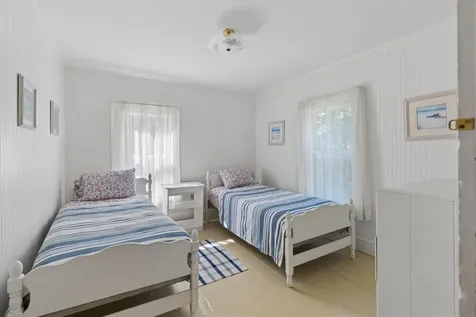 21 Beach Avenue Long Island ME 04050