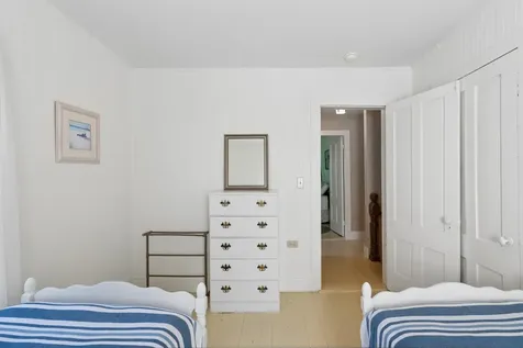 21 Beach Avenue Long Island ME 04050