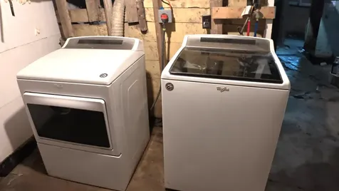 9 School Street Dexter ME 04930