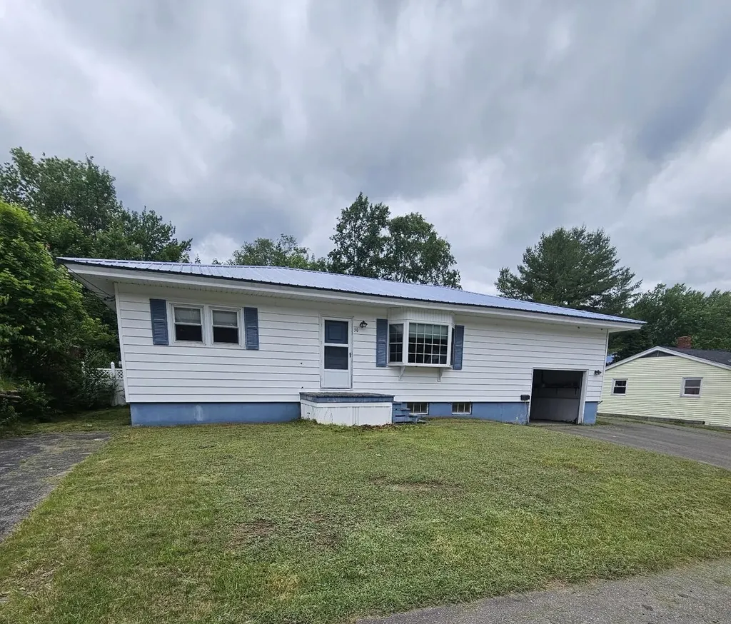 30 Ohio Street Millinocket ME 04462