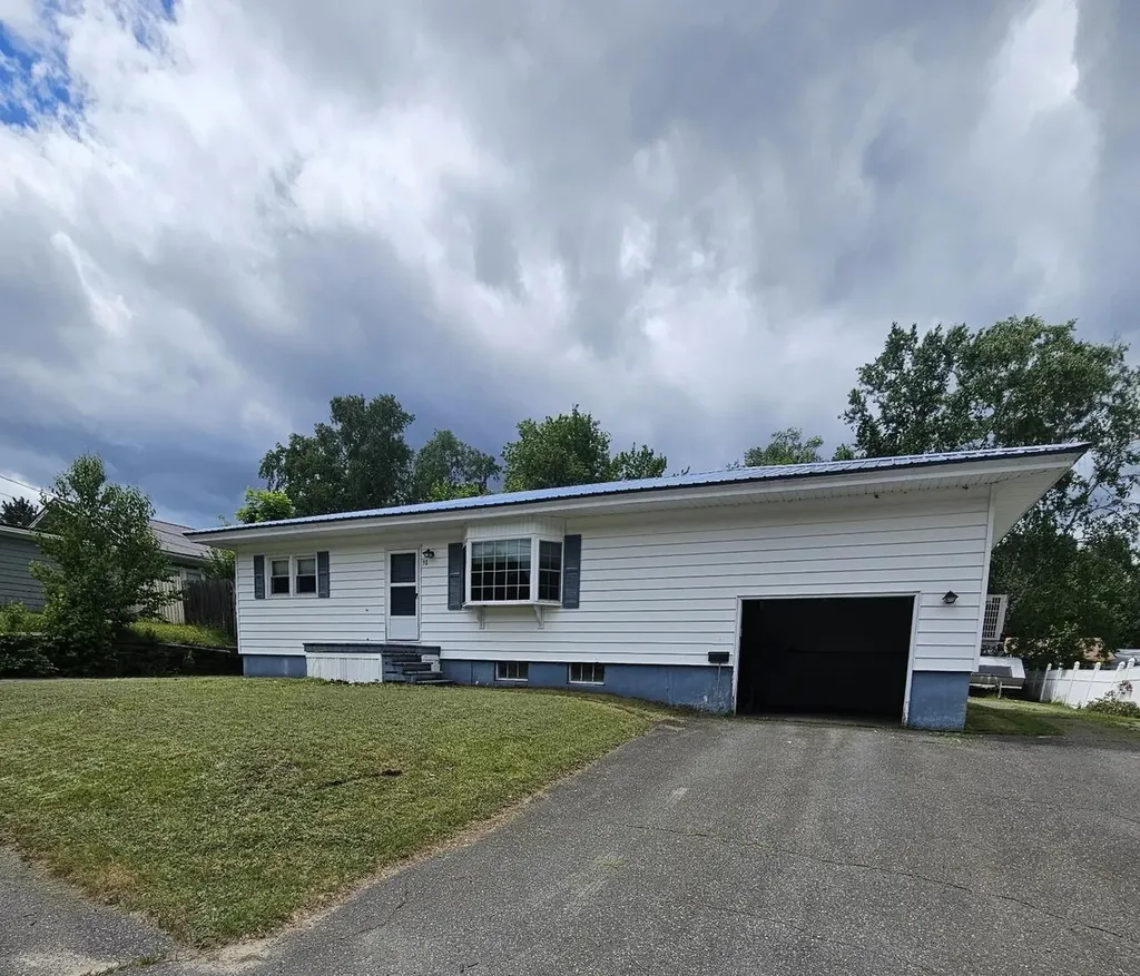 30 Ohio Street Millinocket ME 04462