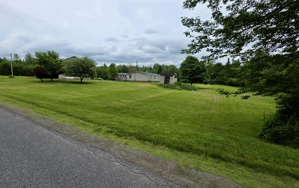 1025 Beans Corner Road Hartland ME 04943