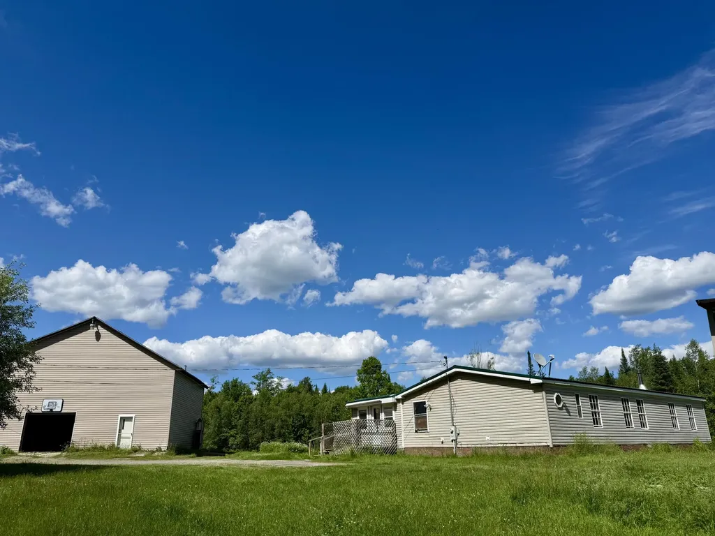 1025 Beans Corner Road Hartland ME 04943